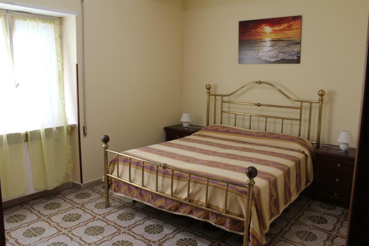 Residenzadelia Bed & Breakfast Ronciglione  Bagian luar foto